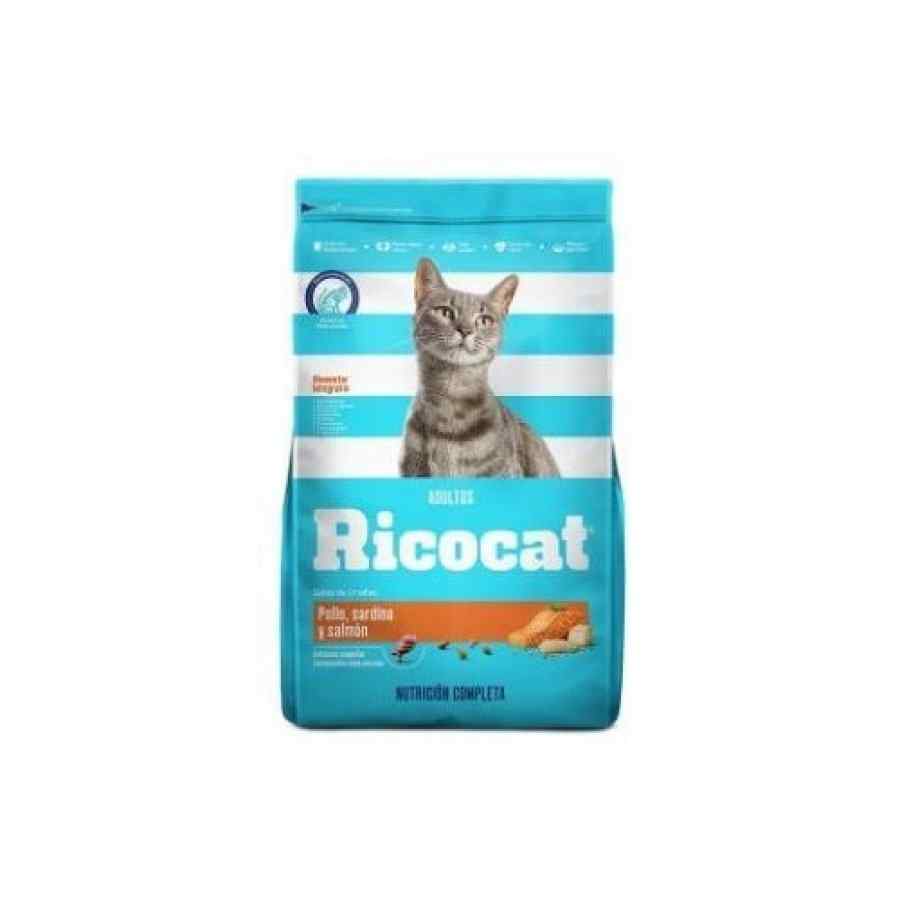 Liquidación Ricocat Adultos Pollo, Sardina y Salmón x 500 GR